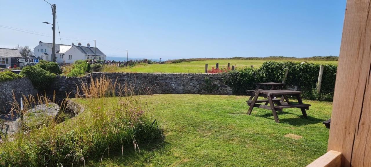 The Lobster Pot Cottage Church Bay Llanrhyddlad 외부 사진